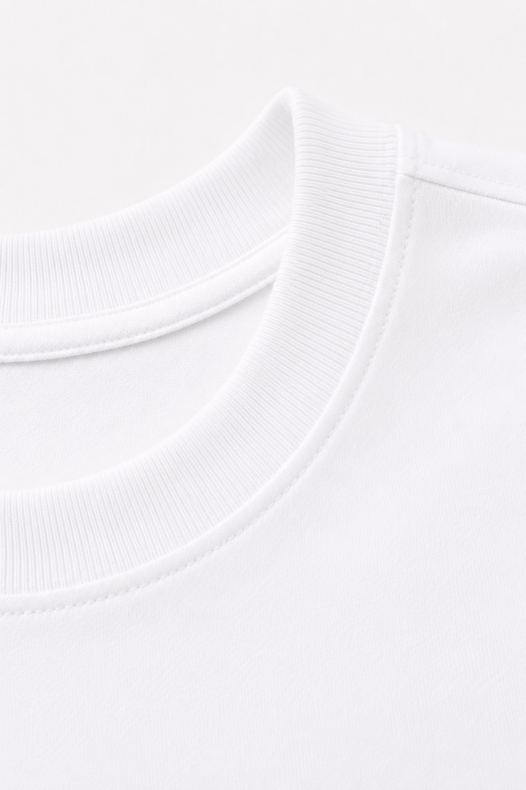 NEW ERA OVERSIZED T-SHIRT